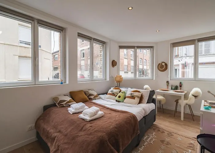 Explorereims- Hollywood Glamour Proche Gare/centre Lägenhet *